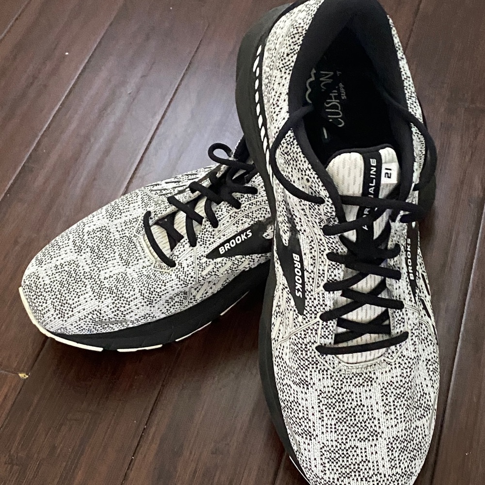 A runners dream or even a walker. Lightweight, low absorption for any terrain.